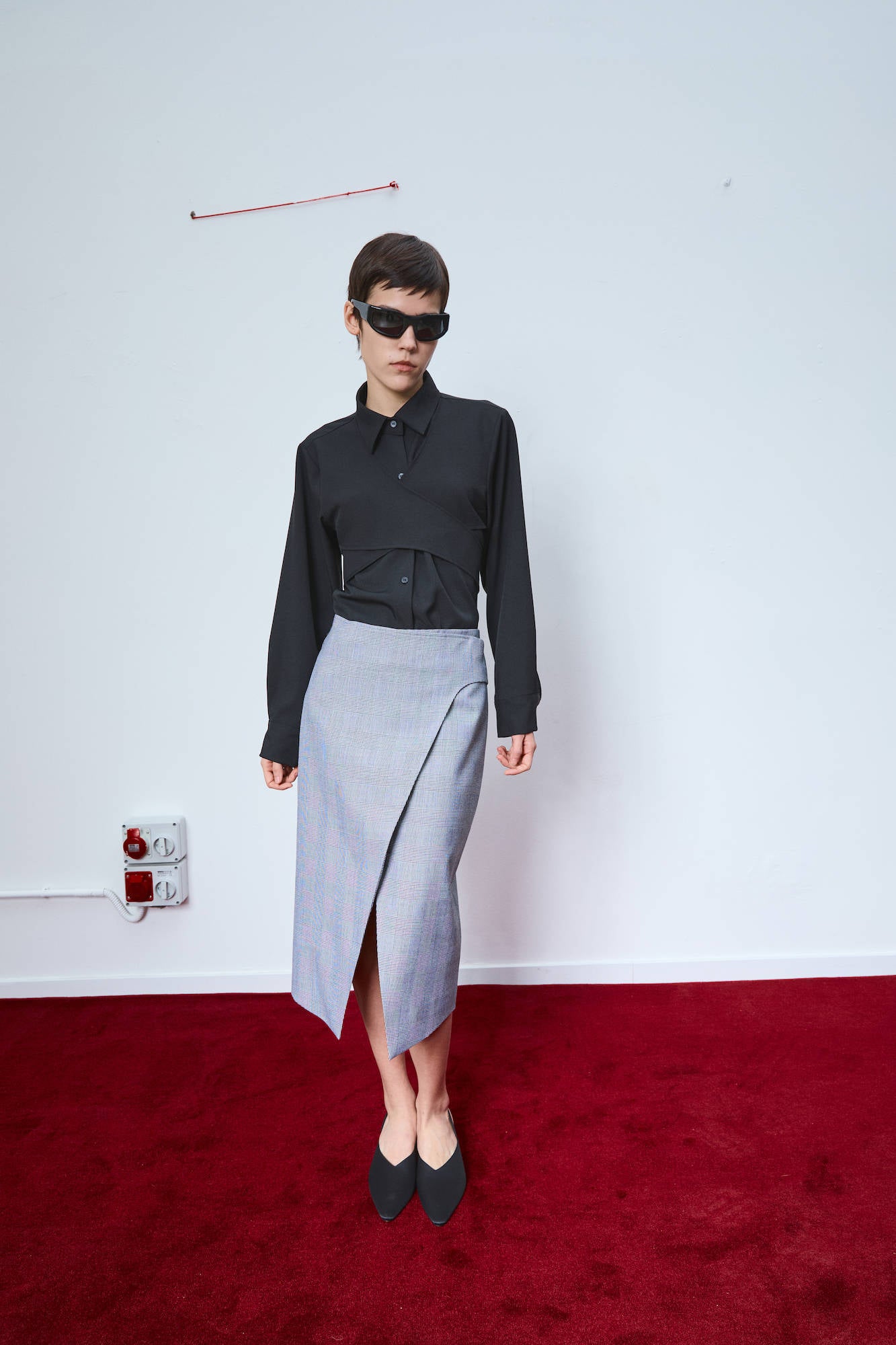 SCULPTED PENCIL SKIRT