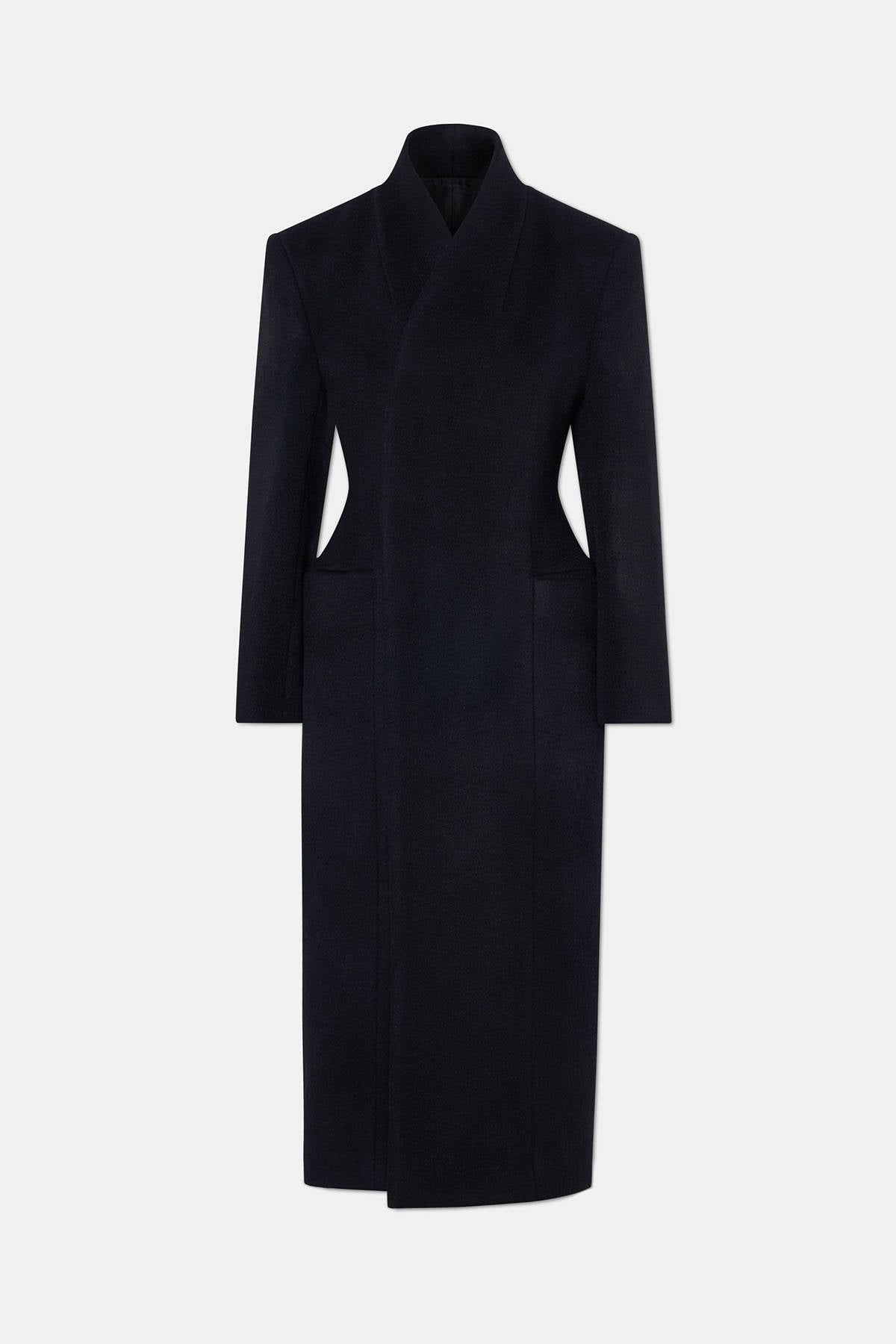 SCULPTED COAT