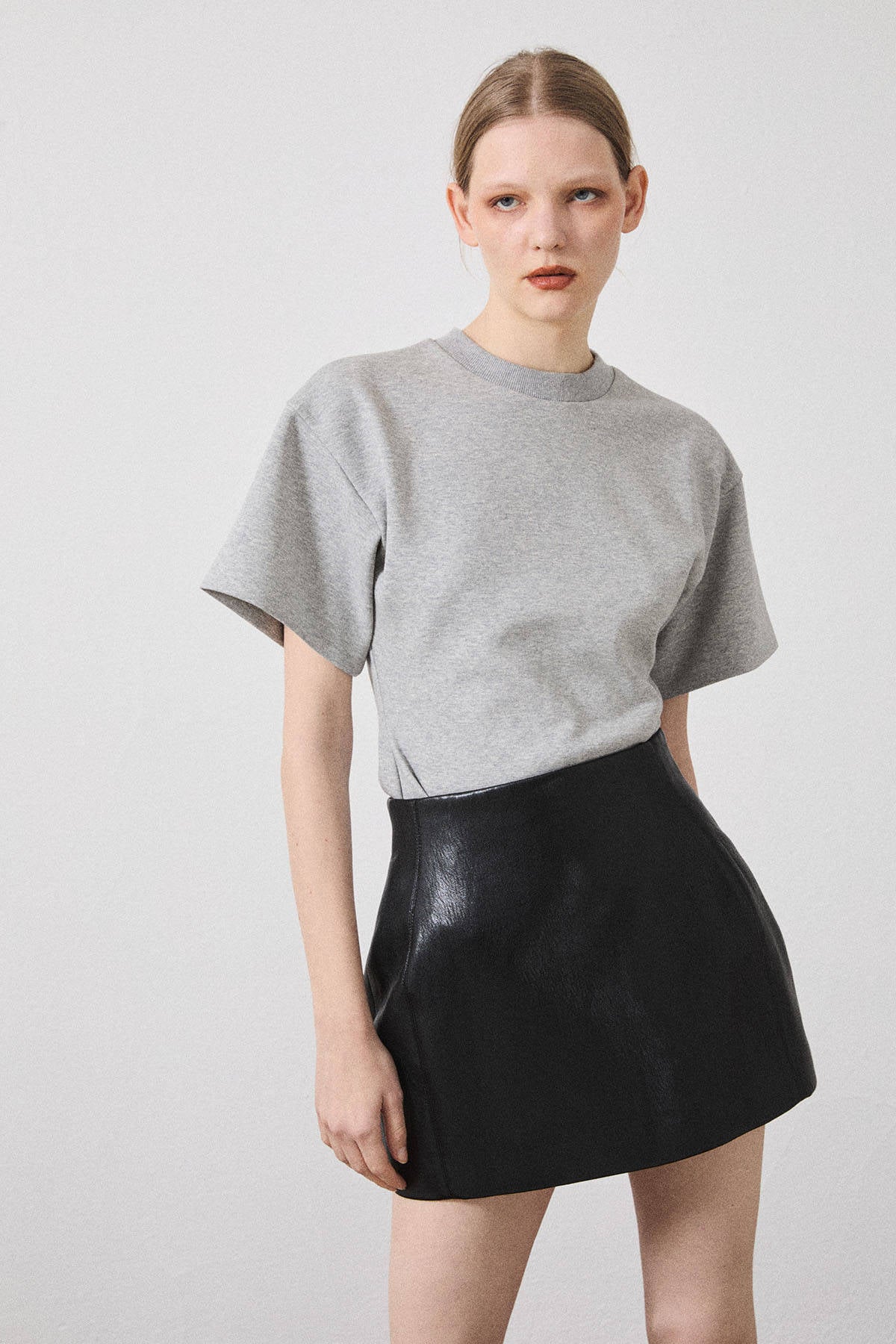 SCULPTED T-SHIRT