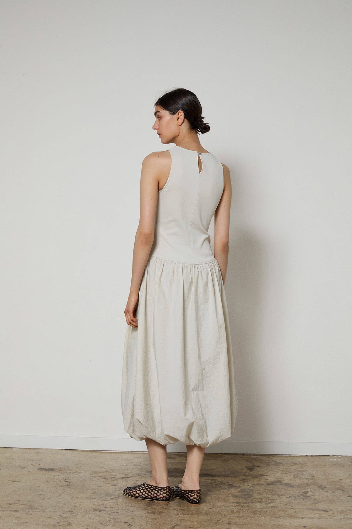 LONG DRESS SLEEVELESS