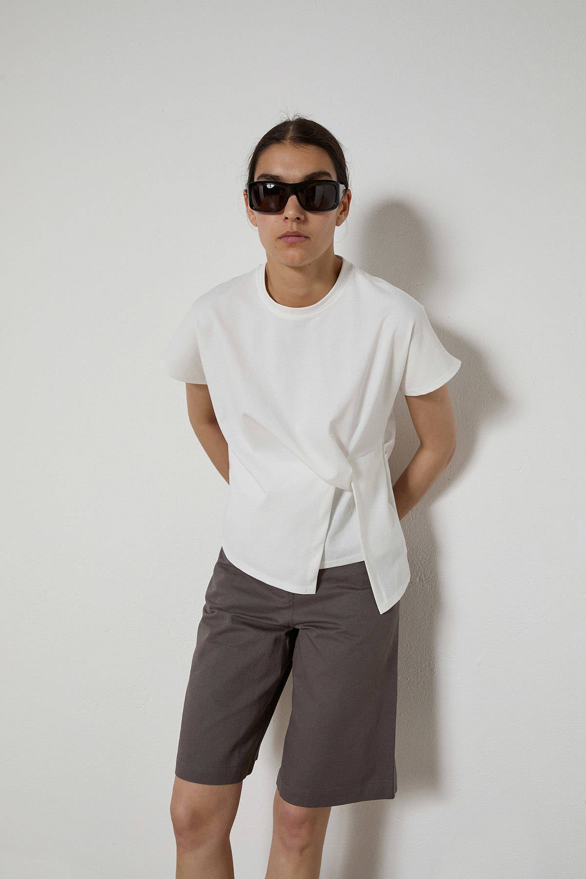 T-SHIRT KNOT