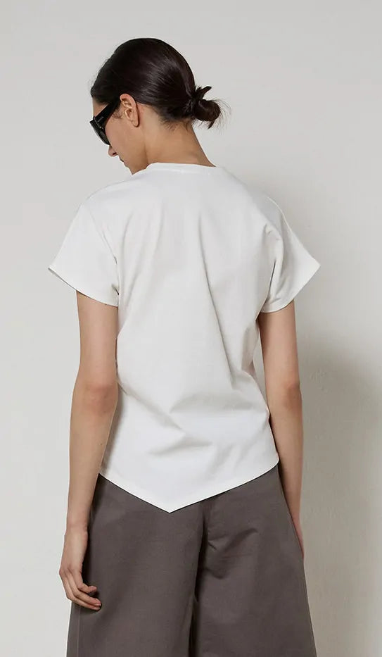 T-SHIRT KNOT