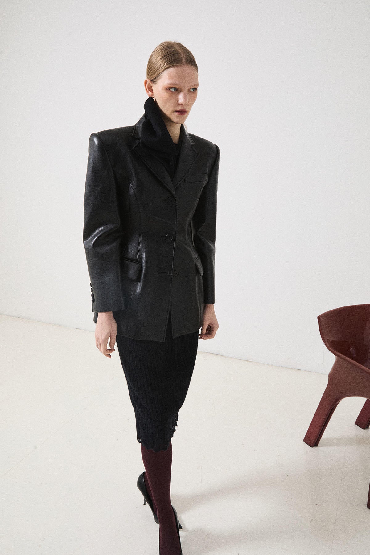 FAUX-LEATHER BLAZER
