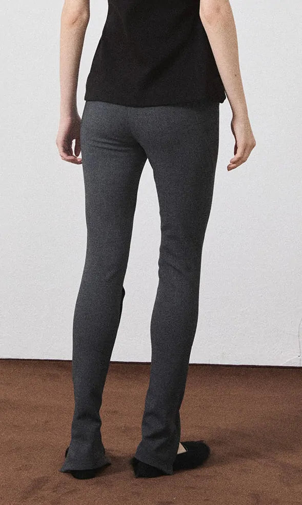 SLIM PANTS