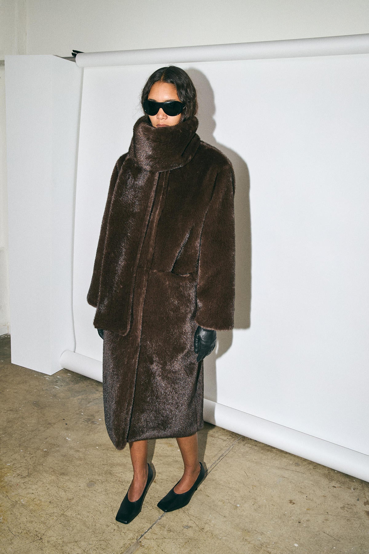FAUX-MUFFLER MINK LONG COAT