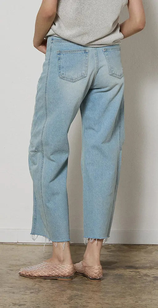 BANANA DENIM PANTS